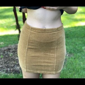 corduroy f21 skirt. size medium.